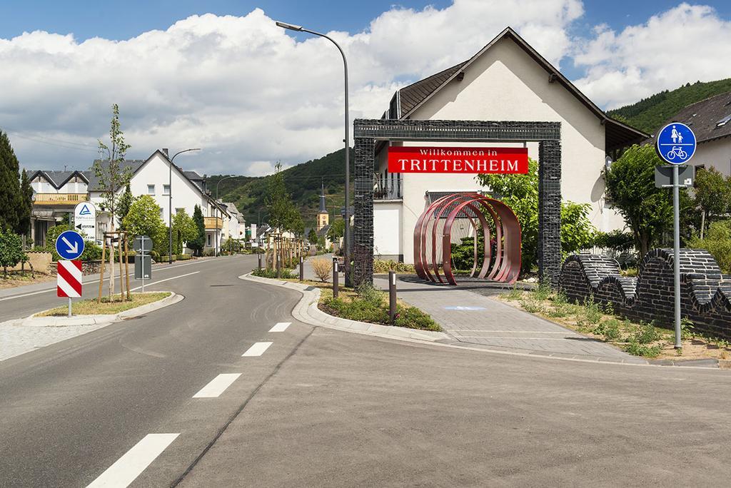 Weingut & Gaestehaus Edwin Hoffmann Триттенхайм Экстерьер фото